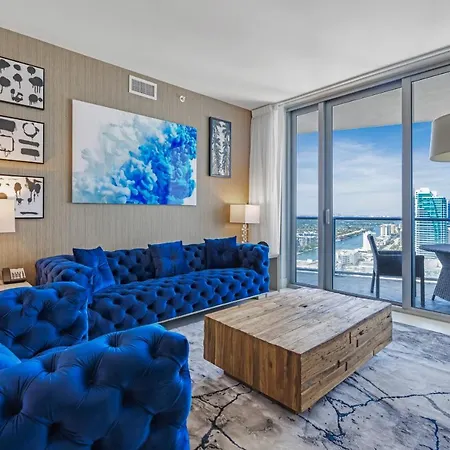 The Ultimate Resort: Beachfront 2BR with Ocean View & Rooftop Amenities Hollywood Exterior photo